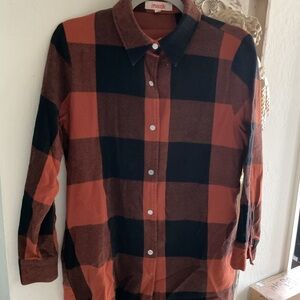 Mazik Men's Black and Orange Checkered Shirt